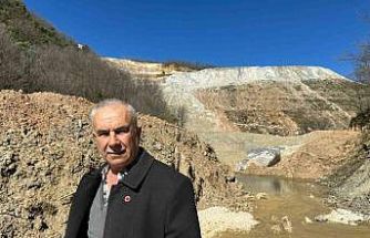 Maden ocağının atıkları suya ve toprağa karışmaya devam ediyor