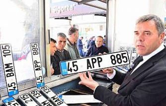 Manisa’da APP plaka yoğunluğu: 2 günde bin plaka değiştirildi