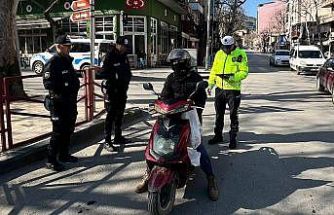 Manisa’da kasksız sürücülere geçit yok