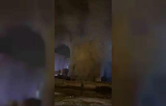 Mardin’de mobilya döşemecisinde çıkan yangın söndürüldü