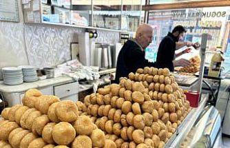 "Meraklı Baklavacı"nın 66 yıllık sırrı: Ramazan helvası