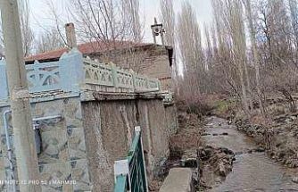 Minaresiz cami görenleri şaşırtıyor