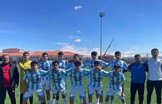 Muş Gençlerbirliği U-16’da bölge şampiyonu oldu