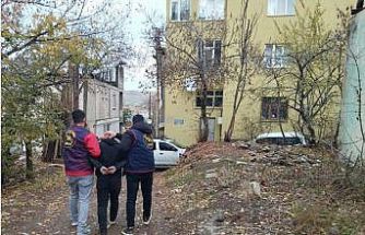 Muş’ta hapis cezası bulunan şahıs kovalamaca sonucu yakalandı