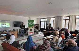 Narkotik ekiplerinden bir haftada 20 bilgilendirme etkinliği