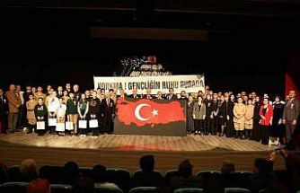 Öğrencilerden İstiklal Marşı’na anlamlı program