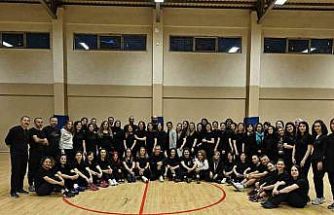 Öğretmen öğretmenlere ders verdi, Türkiye’de ilki gerçekleştirdi