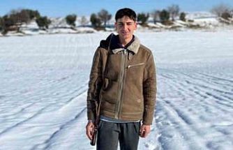 "Okula gidiyorum" diyerek evden ayrılan gençten haber alınamıyor