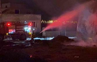 Osmaniye’de karton fabrikasında çıkan yangın söndürüldü