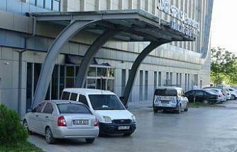 Otomobil ile motosiklet çarpıştı: 2 yaralı