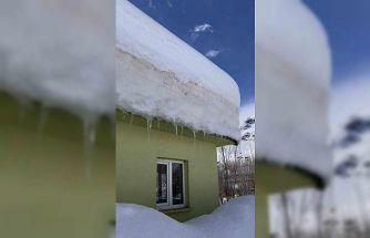 Ovacık’ta kar kalınlığı 2 metreyi buldu, evler kardan kayboldu