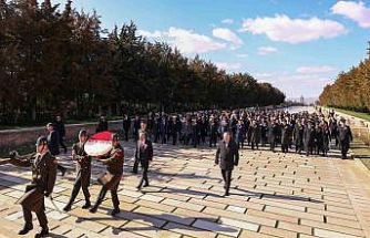 OYAK’tan 65’inci kuruluş yıl dönümünde Anıtkabir’e ziyaret