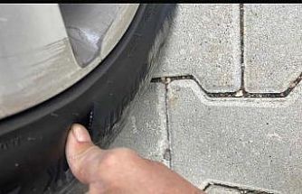 Park halindeki aracın lastikleri kesildi