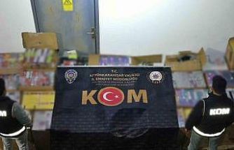 Polis piyasa değeri yaklaşık 27 milyon TL olan gümrük kaçağı sigara ele geçirdi