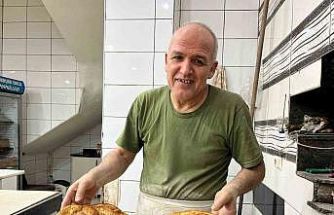 Ramazan pidelerini 180 derecede oruç tutarak yapıyorlar