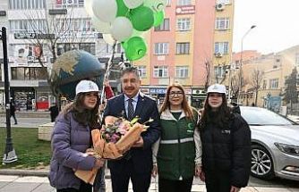 Resimler ve müziklerle bağımlılıklar anlatıldı