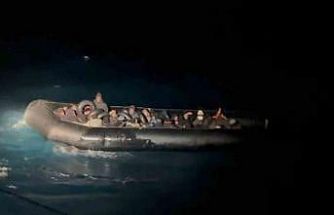 Sahil güvenlikten kaçamadılar: 35 göçmen yakalandı