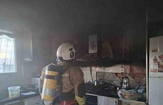 Samandağ’da evin mutfağında çıkan yangın korkuttu