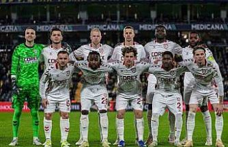 Samsunspor: "Tartışmalı hakem kararları geceye damga vurdu, mücadelemiz görmezden gelindi"