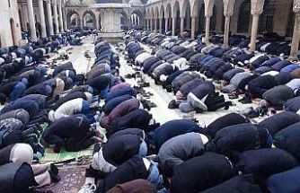 Şanlıurfa’da bayram namazı coşkusu