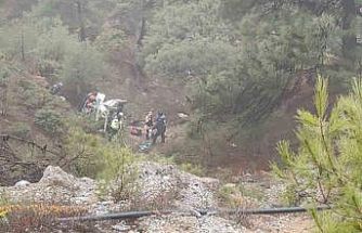 Şarampole uçan araçta 1 kişi öldü, 4 kişi yaralandı