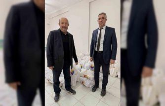 Sarıgöl ve Alaşehir’de 430 gıda yardım paketi dağıtıldı