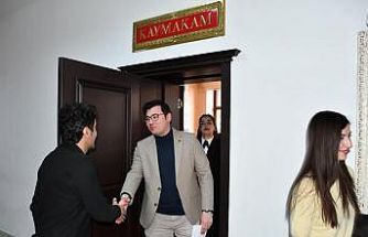 Sarıkamış Kaymakamı Aslantatar, doktorlarla bir araya geldi