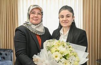 Şehit eşine vefa ziyareti