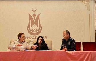 Şehzadeler’de pazarcılar için kura çekimi yapıldı