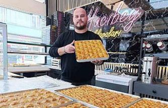 Simav’da bayram öncesi baklava satışlarında yoğunluk yaşanıyor
