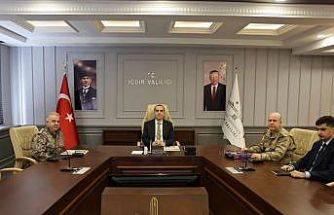 Sınır illerin valileri ile güvenlik toplantısı