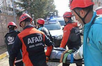 Şırnak’ta deprem tatbikatı gerçeğini aratmadı