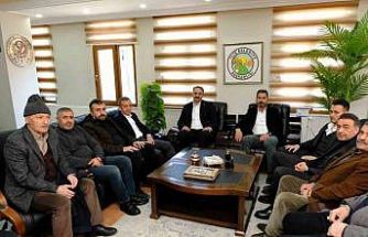 Tanoğlu, İliç’te esnafı ziyaret etti, iftarda buluştu