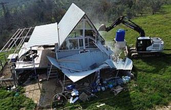 Tarım arazilerindeki tiny house’lar bir bir yıkıldı