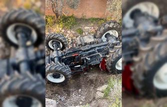 Tarsus’ta traktör devrildi: 1 ölü