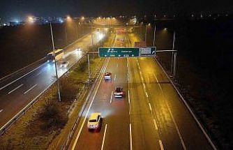 Tatilciler dönüşe geçti: Otoyolda akıcı yoğunluk devam ediyor