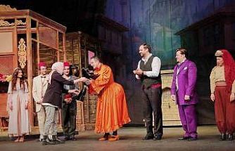 TDED Kadın Komisyonu, sahnede oyuncuların dünya tiyatro gününü kutladı