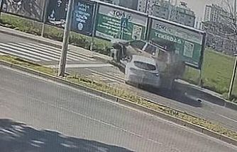 Tekirdağ’da otomobilin park halindeki cipe çarptığı kaza kamerada