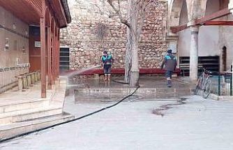 Tokat Belediyesi’nden bayram öncesi camilerde kapsamlı temizlik