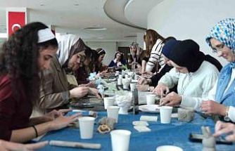 Tokatlı kadınlar kil atöyesine girip hünerlerini sergiledi