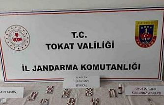 Tokat’ta araçta sentetik hap ve uyuşturucu madde bulunan şüpheli, adli kontrolle serbest kaldı