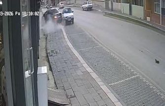 Tokat’ta otomobil markete girdi: 2 yaralı