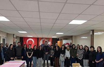 Tomarza protokolü öğrencilerle iftarda buluştu