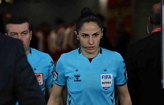 Trendyol Süper Lig: Göztepe: 1 - Alanyaspor: 1 (İlk yarı)