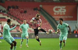 Trendyol Süper Lig: Samsunspor: 1 - Kayserispor: 0 (İlk yarı)