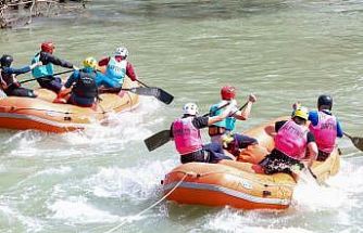 Tunceli’de düzenlenen Türkiye Rafting Şampiyonası son erdi