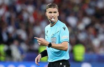 Türkiye - Romanya maçını François Letexier yönetecek