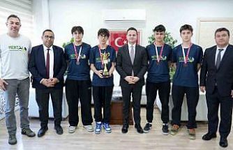 Türkiye üçüncüsü tenisçilerden İl ve İlçe Milli Eğitim Müdürlerine ziyaret