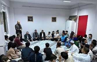 Uluslararası öğrencilere gurbette bayram morali