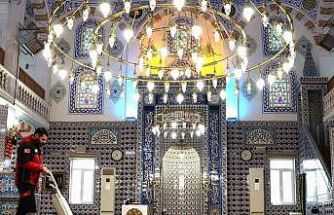 Ümraniye’de camiler bayrama hazır